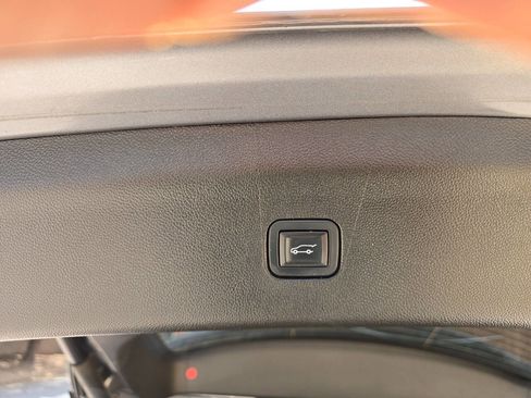 Used 2019 Buick Enclave Essence w/ Trailering Package, 5000 lbs. image 17