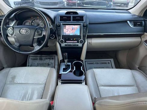 Used 2012 Toyota Camry XLE image 14