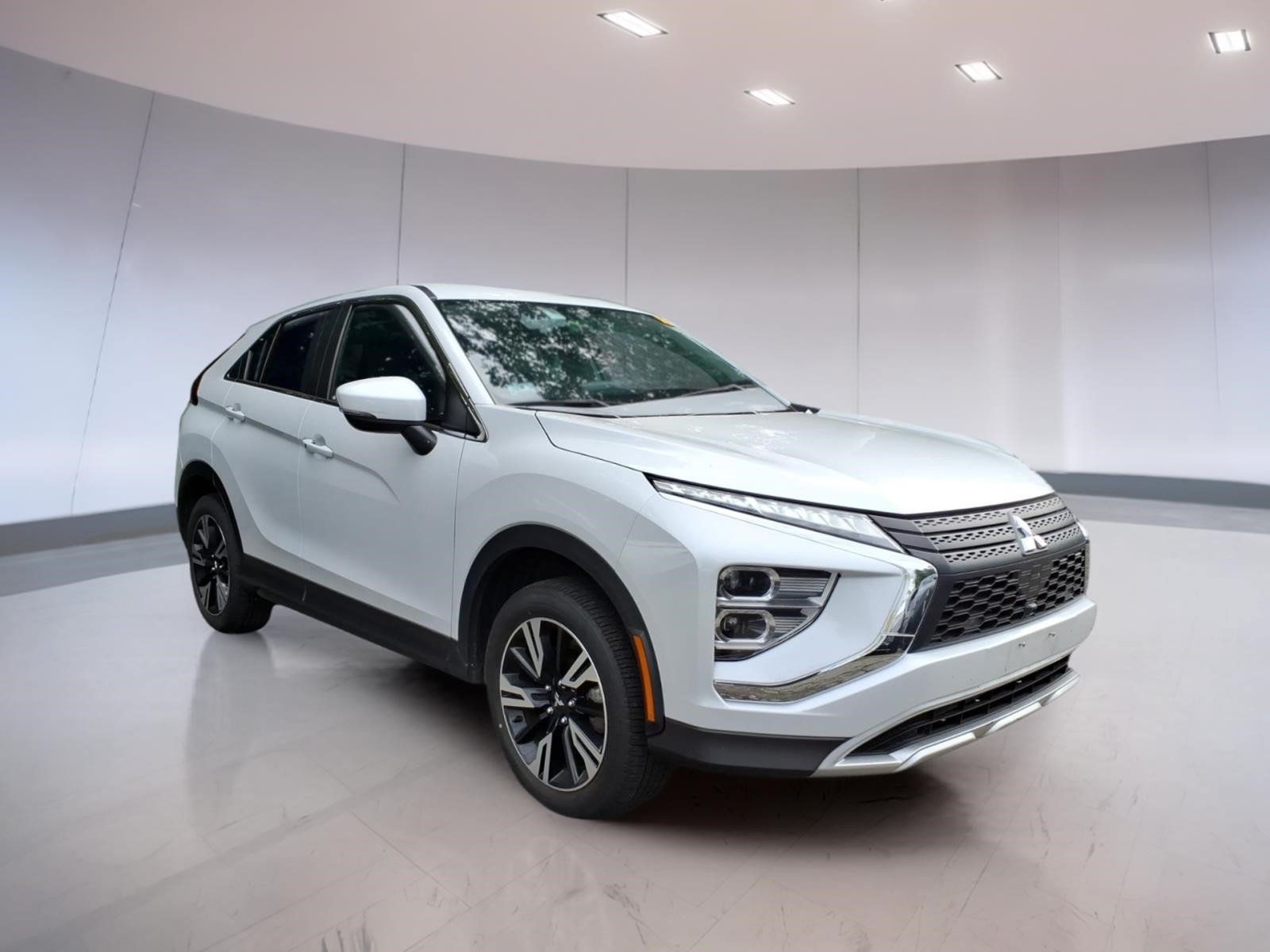 Used 2025 Mitsubishi Eclipse Cross SE AWD/4WD image 1
