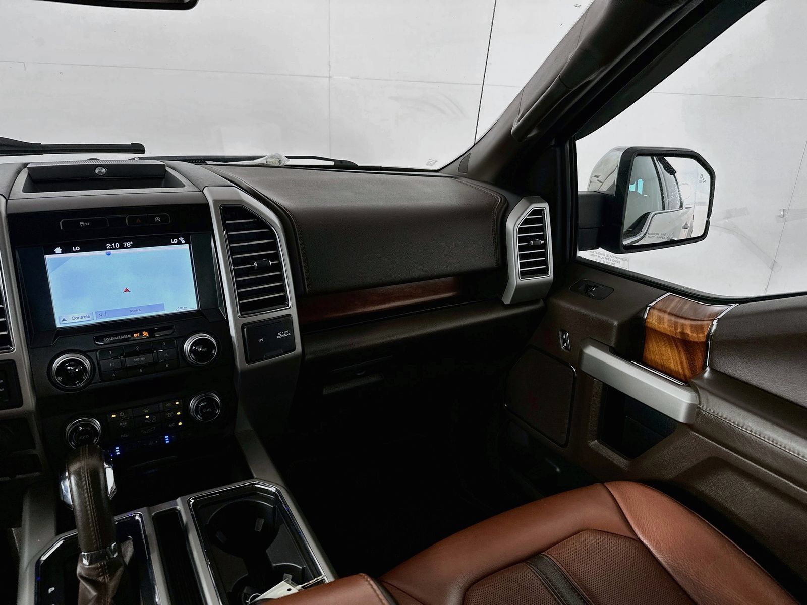 Used 2019 Ford F150 King Ranch w/ Equipment Group 601A Luxury AWD/4WD image 23