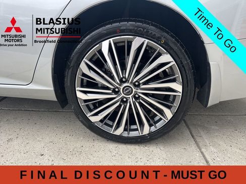 Used 2023 Nissan Altima 2.5 SL AWD/4WD image 14