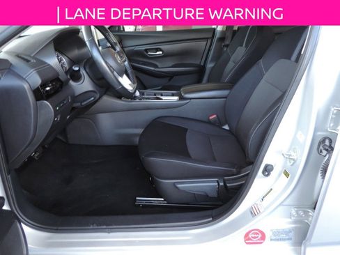 Used 2022 Nissan Sentra SV image 14