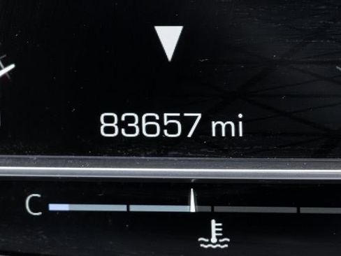 Used 2022 GMC Yukon XL SLE w/ Gmc Pro Safety Plus Package image 65