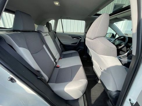 Used 2024 Toyota RAV4 XLE w/ Convenience Package image 20
