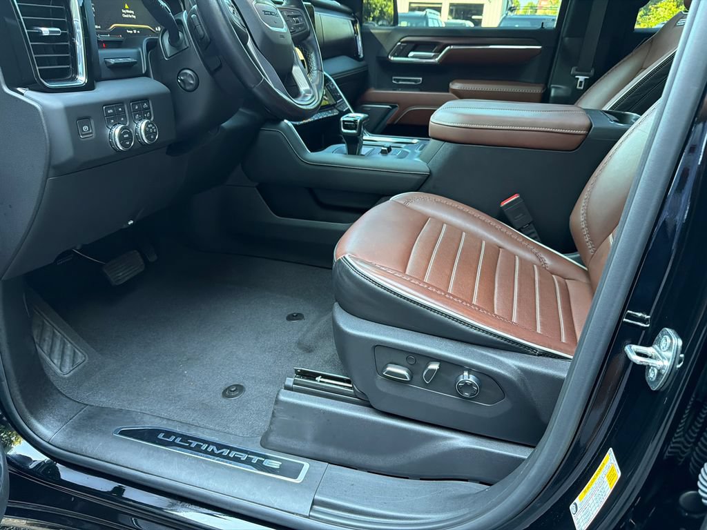 Used 2024 GMC Sierra 1500 Denali Ultimate AWD/4WD image 9