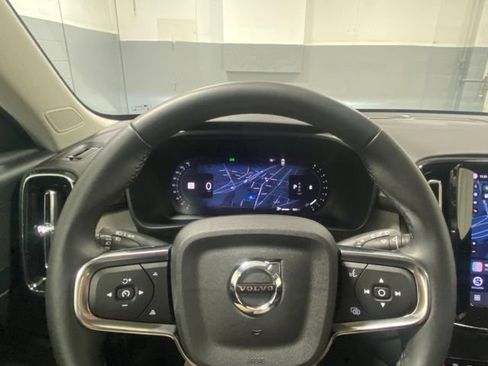 Used 2026 Volvo XC40 B5 Plus AWD/4WD image 15