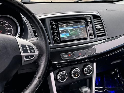 Used 2017 Mitsubishi Lancer SEL image 7