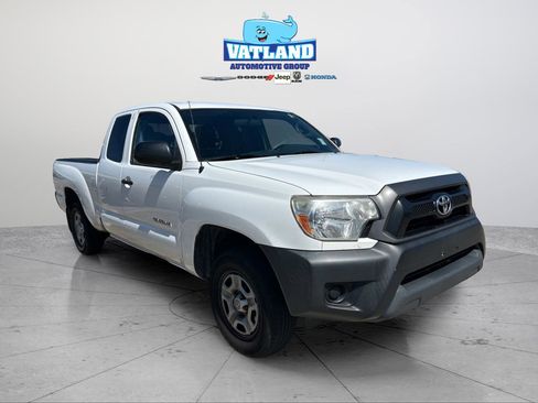 Used 2015 Toyota Tacoma 2WD Access Cab w/ Convenience Package image 7