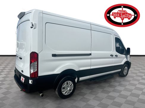 Used 2023 Ford Transit 250 Medium Roof w/ Load Area Protection Package RWD image 7