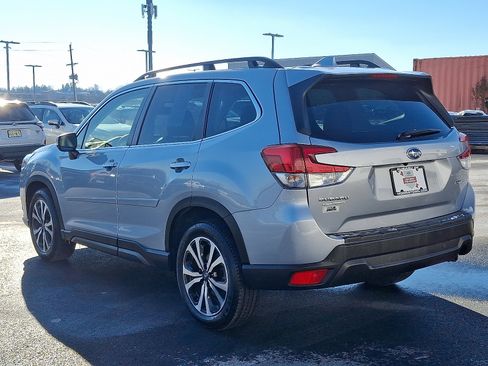 Certified 2023 Subaru Forester Limited image 4