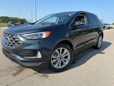 Used 2023 Ford Edge Titanium w/ Equipment Group 301A AWD/4WD image 3