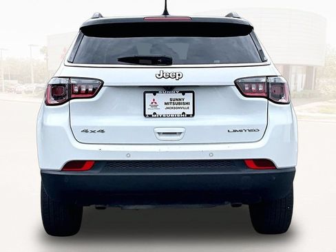 Used 2025 Jeep Compass Limited AWD/4WD image 5