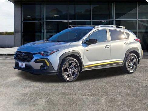 Certified 2025 Subaru Crosstrek 2.5i Sport w/ Crosstrek Mirror Package image 6