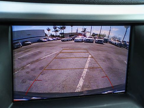 Used 2018 GMC Acadia SLE w/ Driver Alert Package I AWD/4WD image 31