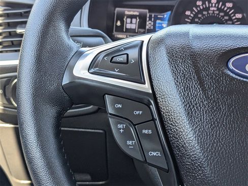 Used 2022 Ford Edge SEL w/ Convenience Package image 30