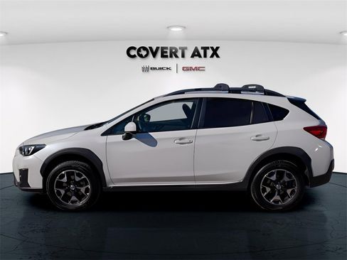 Used 2018 Subaru Crosstrek 2.0i Premium w/ Eyesight System image 2