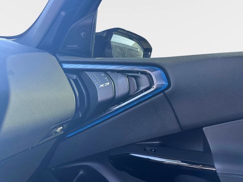 Used 2025 BMW X3 M50 w/ Premium Package image 27