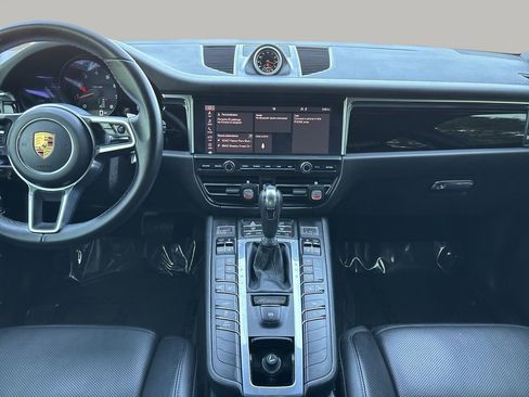 Used 2019 Porsche Macan image 9
