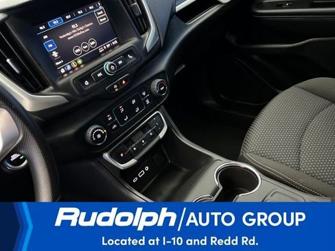 Used 2024 GMC Terrain SLE image 24
