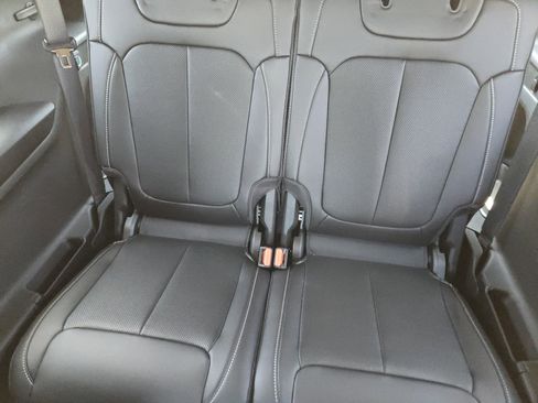 New 2025 Jeep Grand Cherokee L Limited w/ Luxury Tech Group II image 22