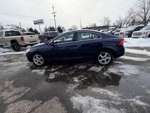 Used 2012 Volvo S60 T5 w/ Climate Pkg image 28