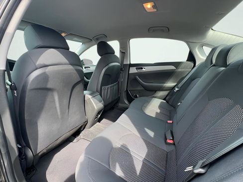 Used 2019 Hyundai Sonata SE image 17