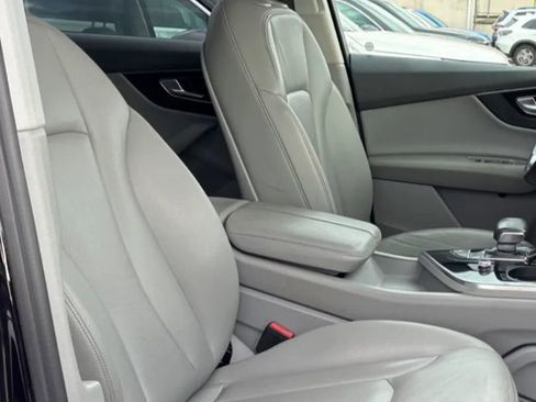 Used 2018 Audi Q7 3.0T Premium Plus w/ Premium Plus Package image 9