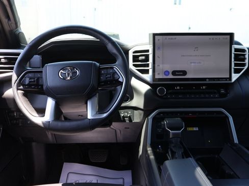 Used 2023 Toyota Tundra Platinum AWD/4WD image 18