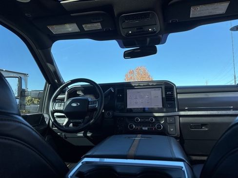 Used 2024 Ford F250 Platinum image 51