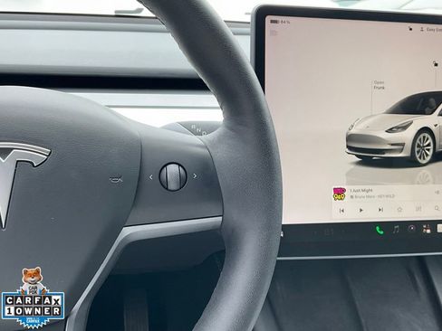 Used 2022 Tesla Model 3 Standard Range RWD image 40