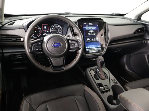 Used 2025 Subaru Crosstrek 2.5i Limited w/ Popular Package #3A AWD/4WD image 2