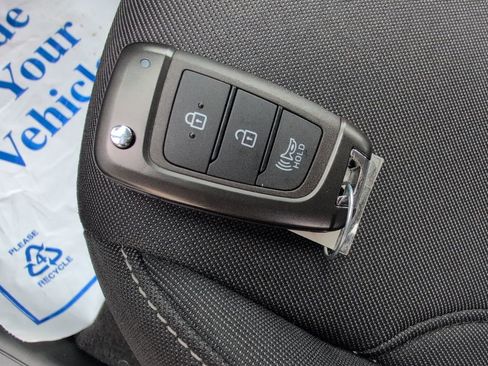 Used 2023 Hyundai Tucson SE AWD/4WD image 29
