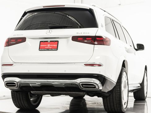 Used 2024 Mercedes-Benz Maybach GLS 600 4MATIC image 9