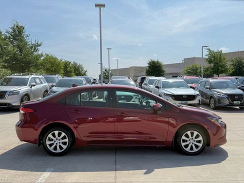 Used 2026 Toyota Corolla LE FWD image 6