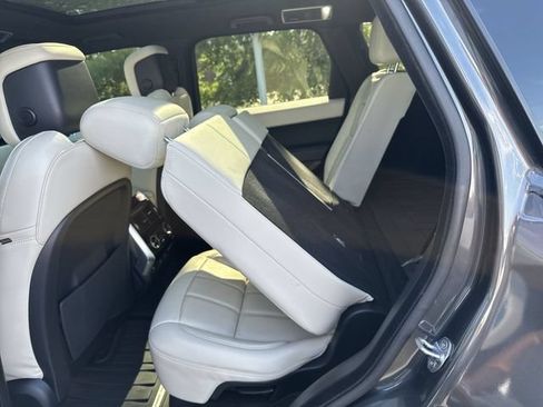 Used 2022 Land Rover Range Rover Sport HSE Silver Edition AWD/4WD image 14