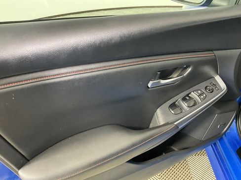 Used 2024 Nissan Sentra SR w/ SR Premium Package FWD image 17