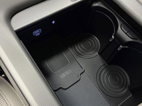 Used 2025 Hyundai Palisade Limited image 35