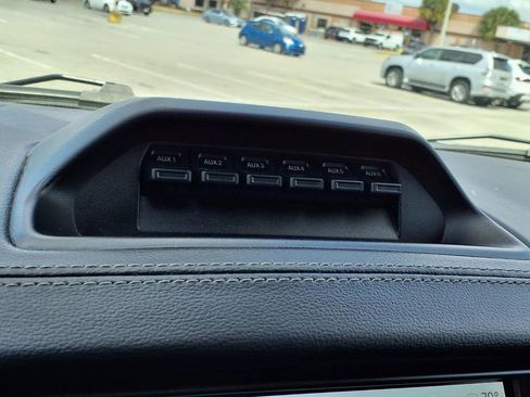 Used 2022 Ford Ranger Lariat w/ Tremor Off-Road Package image 39