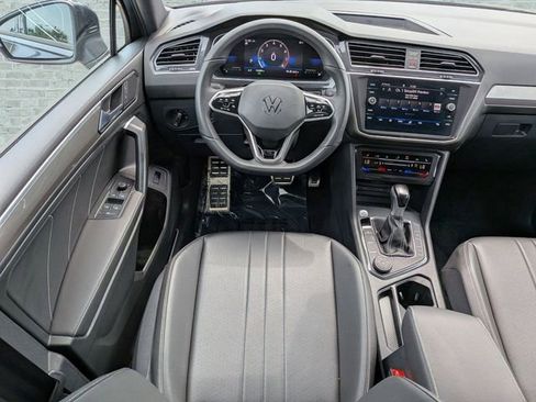 Certified 2024 Volkswagen Tiguan SE R-Line AWD/4WD image 16
