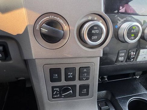 Used 2012 Toyota Sequoia Platinum AWD/4WD image 15