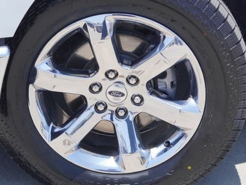 Used 2021 Ford F150 XLT w/ Equipment Group 302A High RWD image 15