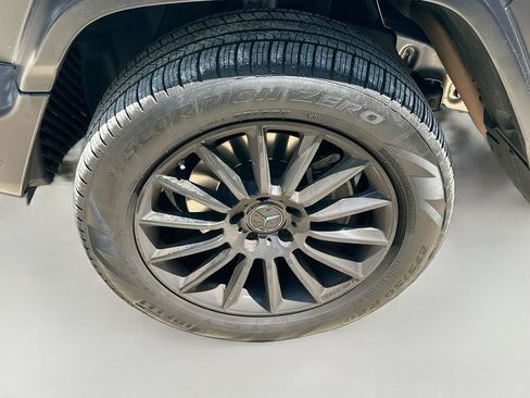 Used 2024 Mercedes-Benz G 550 image 32