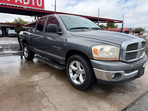 Used 2006 Dodge Ram 1500 Truck SLT RWD image 1