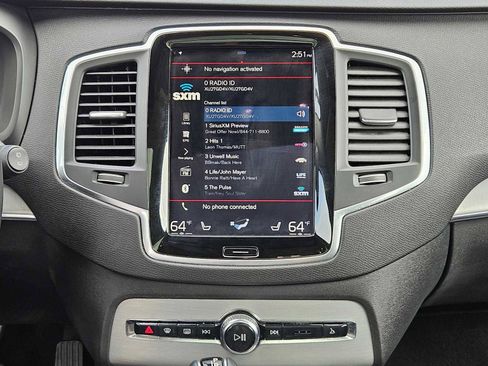 Used 2021 Volvo XC90 T5 Momentum image 22
