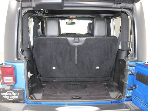 Used 2015 Jeep Wrangler Sport AWD/4WD image 16