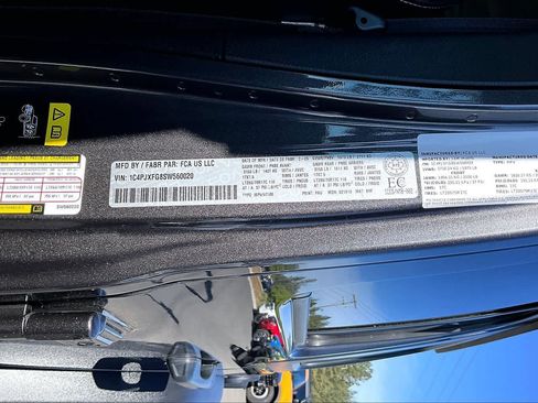 Used 2025 Jeep Wrangler Unlimited Rubicon AWD/4WD image 21