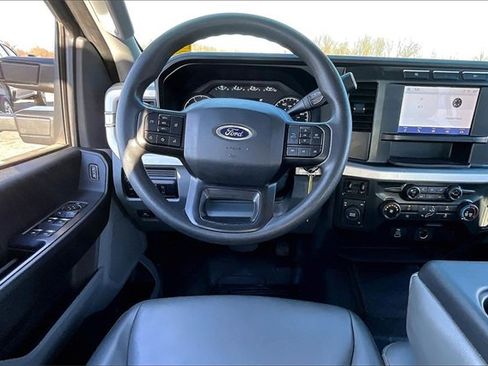 Used 2024 Ford F350 XL image 9
