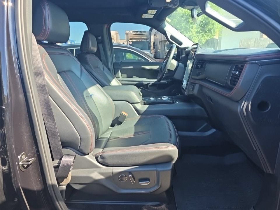 Used 2023 Ford Expedition Limited AWD/4WD image 10