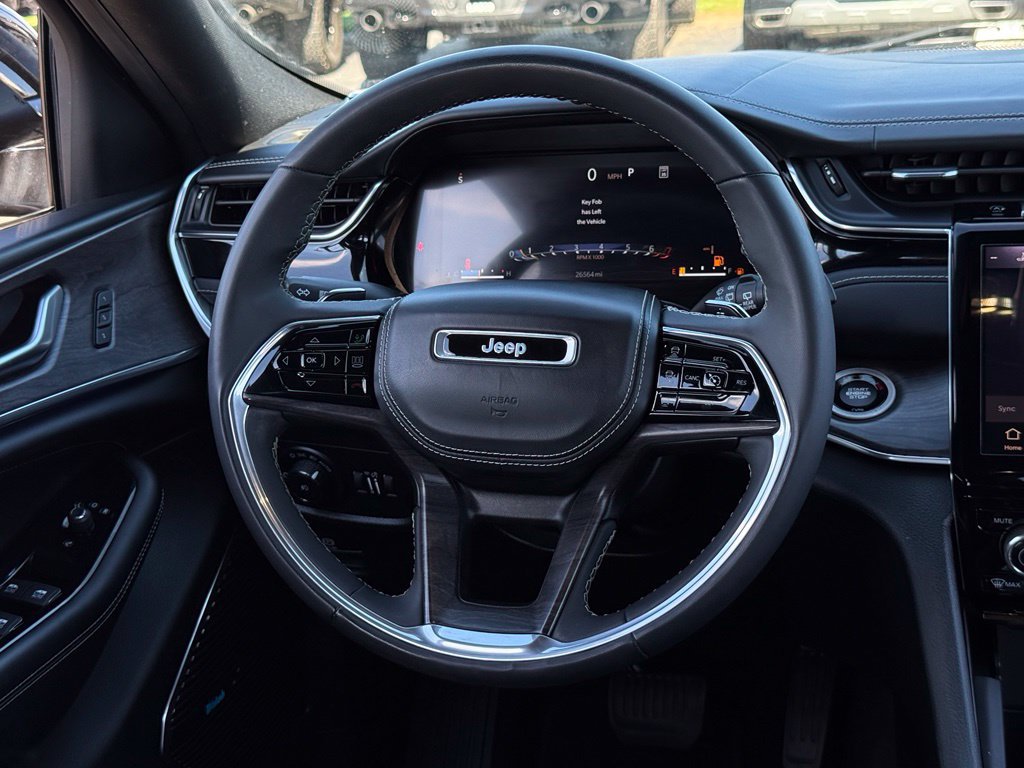 Used 2023 Jeep Grand Cherokee L Overland AWD/4WD image 8