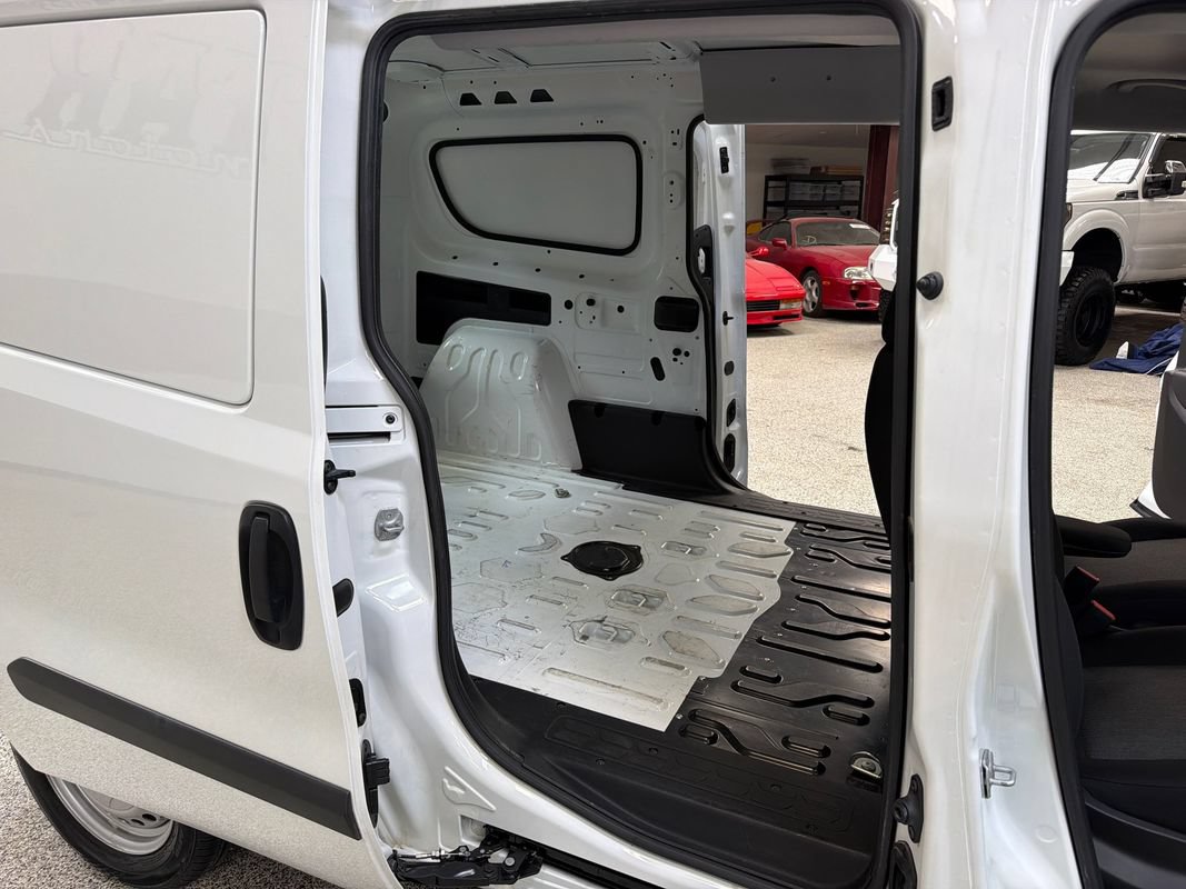Used 2022 RAM ProMaster City Tradesman w/ Window Group 04 FWD image 36